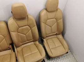 Porsche Cayenne (92A) Salono komplektas 