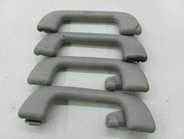 Toyota Avensis T270 Un set di maniglie per il soffitto 