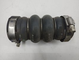 Opel Mokka B Tube d'admission de tuyau de refroidisseur intermédiaire 9835737580