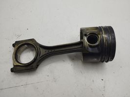 Toyota Avensis T270 Piston avec bielle 250615