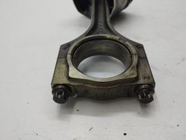 Toyota Avensis T270 Piston avec bielle 240615