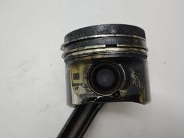 Toyota Avensis T270 Piston avec bielle 250615