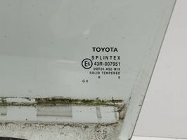 Toyota Corolla E120 E130 Etuoven ikkunalasi, neliovinen malli 43R007951
