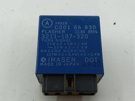 Mazda Xedos 6 Fuel pump relay 3211187320