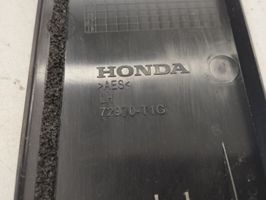 Honda CR-V Takaoven lasin muotolista 72970T1G