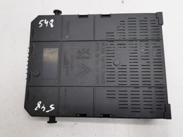 Peugeot 5008 Module de fusibles 281197595