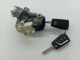 Toyota Avensis T270 Užvedimo spynelė 8978305030