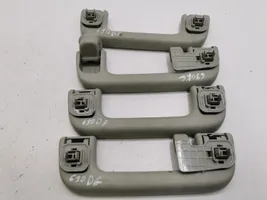 Toyota RAV 4 (XA40) Un set di maniglie per il soffitto 1746132130