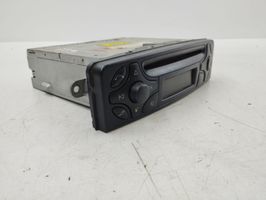 Mercedes-Benz C W203 Unité principale radio / CD / DVD / GPS A2038201786