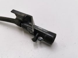 Honda CR-V Windshield washer spray nozzle 