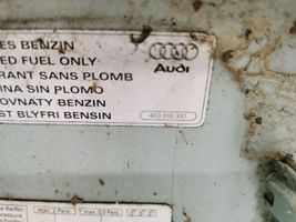 Audi A8 S8 D3 4E Bouchon, volet de trappe de réservoir à carburant 4E0010331