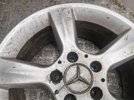 Mercedes-Benz C W203 R16-alumiinivanne A2034012902