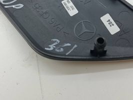 Mercedes-Benz C W204 Etuoven verhoilu (käytetyt) A2047201822