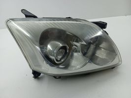 Toyota Avensis T250 Lampa przednia 00A021A01