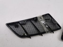 Mercedes-Benz ML W164 Kratka wlotu powietrza na maskę 1648801405