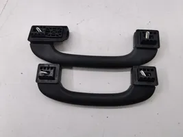 BMW X5 E70 Un set di maniglie per il soffitto 6977691