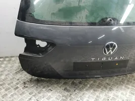 Volkswagen Tiguan Takaluukun/tavaratilan kansi 