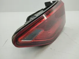 Volkswagen Golf VIII Luces portón trasero/de freno 5H0945094D