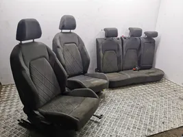 Volkswagen Golf VIII Seat set 