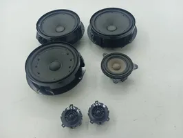 Volkswagen Golf VIII Audio system kit 5H0035415A