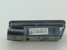 Volkswagen Golf VIII Éclairage de plaque d'immatriculation 3G5943021A