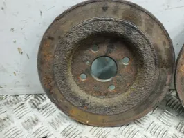 Toyota Yaris Aizmugurējais bremžu disks 