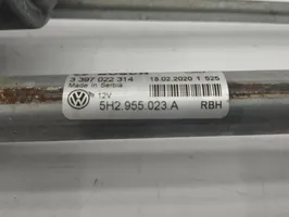 Volkswagen Golf VIII Etupyyhkimen vivusto ja moottori 5H2955023A