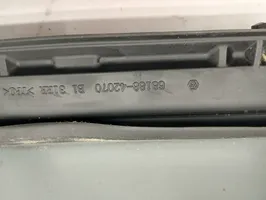 Toyota RAV 4 (XA50) Fenêtre latérale vitre arrière 6818842070
