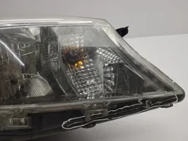 Toyota Yaris Lampa przednia 