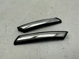 Mini Cooper Countryman R60 Rivestimento modanatura del vetro della portiera anteriore 