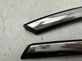 Mini Cooper Countryman R60 Rivestimento modanatura del vetro della portiera anteriore 