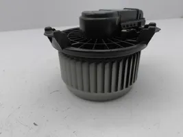 Toyota Yaris Ventola riscaldamento/ventilatore abitacolo 310