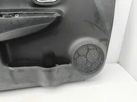 Toyota Yaris Boczki / Poszycie drzwi przednich 677780D140