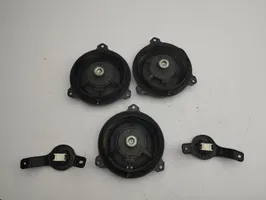 Toyota RAV 4 (XA30) Zestaw audio 8616042130