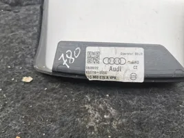 Audi Q2 - Kojelaudan alempi verhoilu 81C863075A