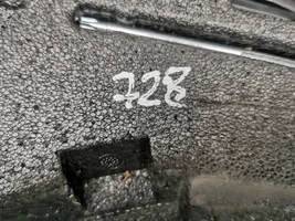 Audi A1 Įrankių komplektas 82A012109A