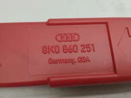 Audi Q3 F3 Varoituskolmio 8K0860251
