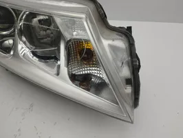 Suzuki Vitara (LY) Lampa przednia 