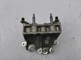 Suzuki Vitara (LY) Supporto di montaggio del motore (usato) 