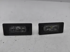 Audi A3 8Y Lampa oświetlenia tylnej tablicy rejestracyjnej 5NA943021