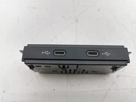 Seat Leon IV Connettore plug in USB 5NA035736