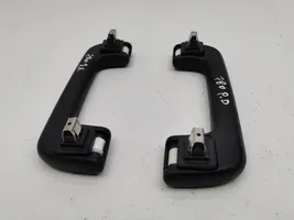 Audi Q2 - A set of handles for the ceiling 