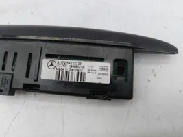 Mercedes-Benz C W204 Monitor del sensore di parcheggio PDC A1725420023