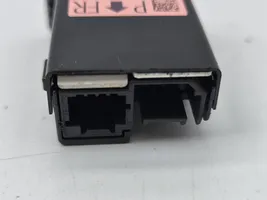 Nissan Qashqai Connecteur/prise USB 284H35FA0C