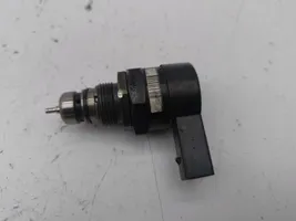 BMW 5 E60 E61 Fuel pressure regulator 0281002481