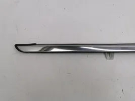Chrysler Voyager Galinio šoninio stiklo apdaila 