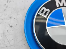 BMW i3 Mostrina con logo/emblema della casa automobilistica 7314891