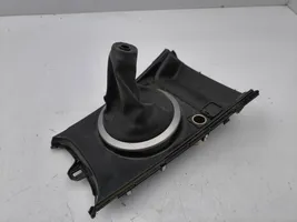 Mazda CX-7 Rivestimento in plastica cornice della leva del cambio EH6464341