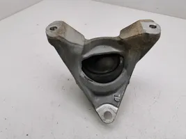 Honda CR-V Engine mount bracket 