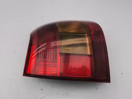 Toyota Corolla E120 E130 Lampa tylna 